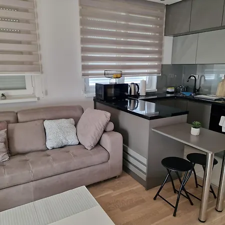 Stan Blizu Panonskih Jezera Apartment Tuzla